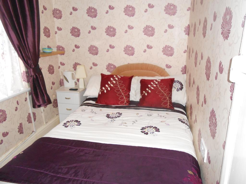 The Lanes Hotel Blackpool Room photo