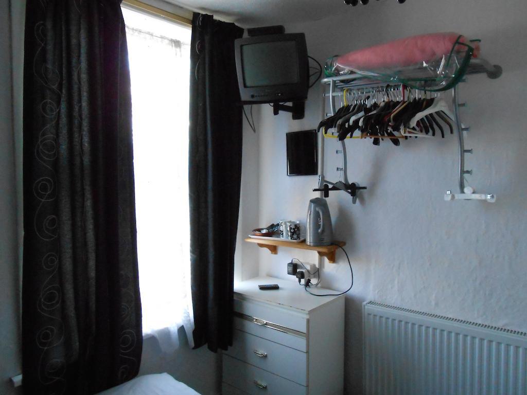 The Lanes Hotel Blackpool Room photo